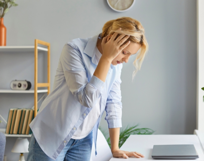 Pressure in Head and Dizziness | When to Seek ER Care