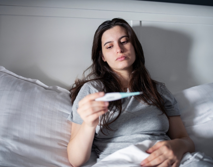 High Fever Symptoms: When to Seek Emergency Care